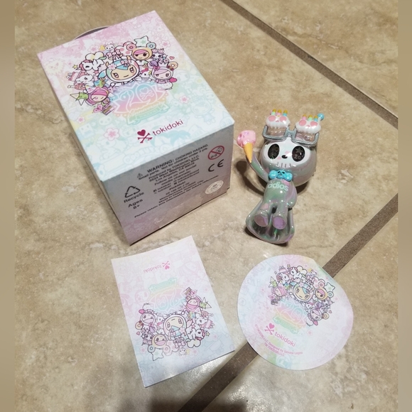 Tokidoki 20th Anniversary Adios Figure - Picture 1 of 5